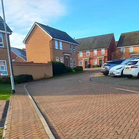 Cosy Room In Wellingborough Exterior photo